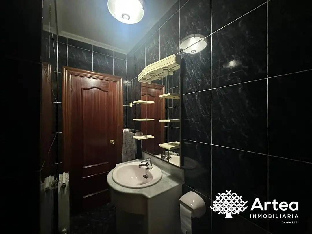 Bathroom of Flat for rent in Ugao- Miraballes  with Heating, Private garden and Terrace