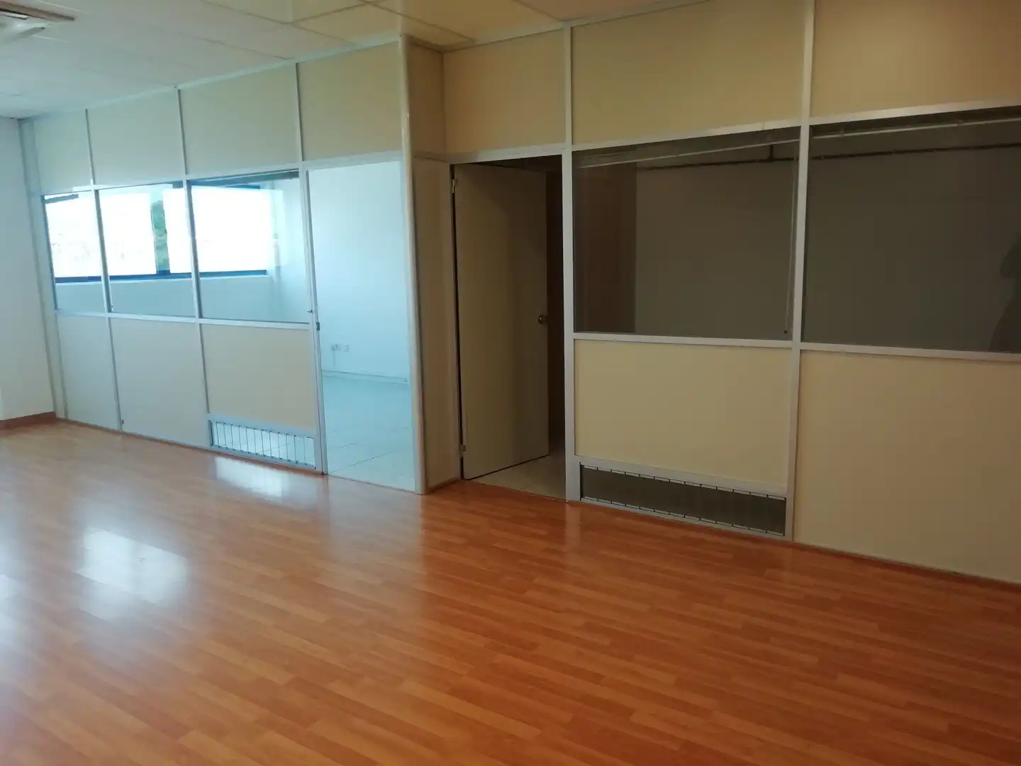 Oficina amb ascensor de lloguer a Mas Xirgu, imagen 15