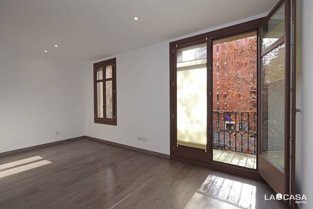 Piso en Venta en Avinguda del Paral·lel en Sant Antoni