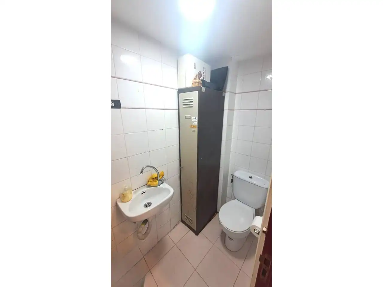Badezimmer von Geschaftsraum zur Miete in Amorebieta-Etxano