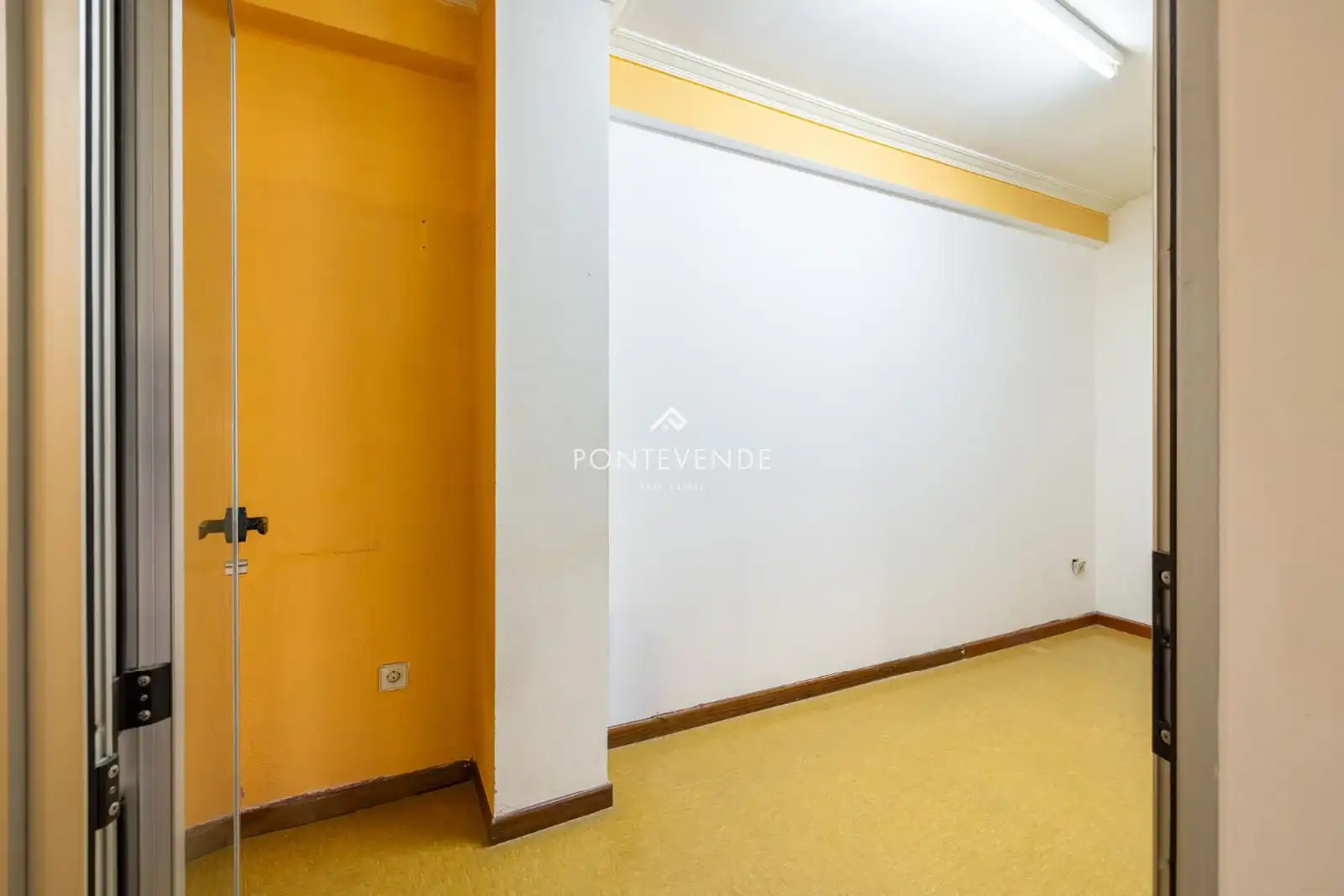 Bureau avec ascenseur à vendre à Zona de Plaza de Barcelos, imagen 8