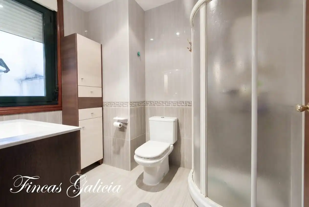 Flat with lift for sale in Verín, imagen 4