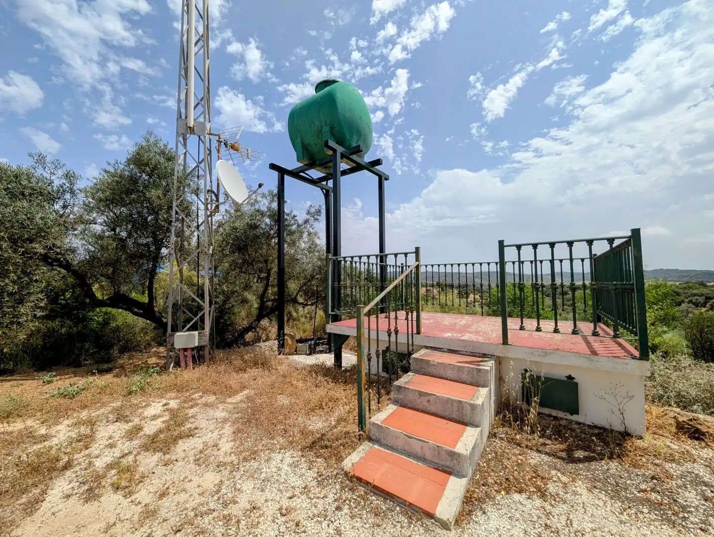 Casa o xalet en venda en Loja amb Calefacció, Jardí privat i Terrassa