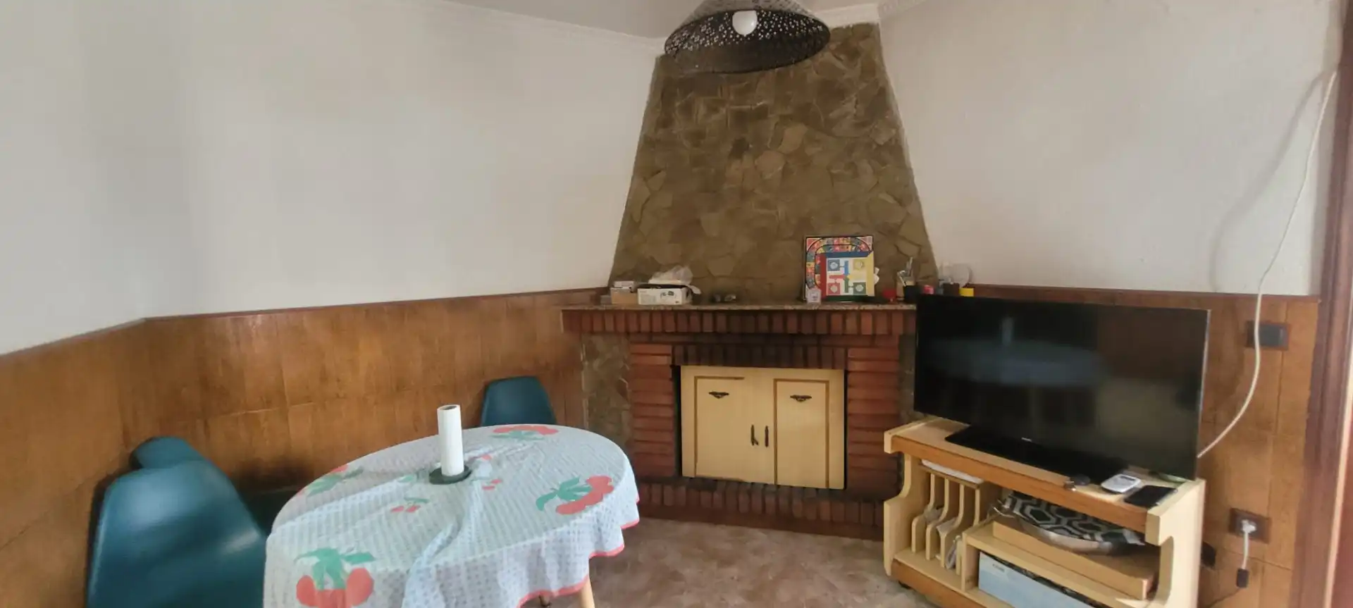 Living room of Houses for sale in Algeciras  with Private garden, Terrace and Balcony