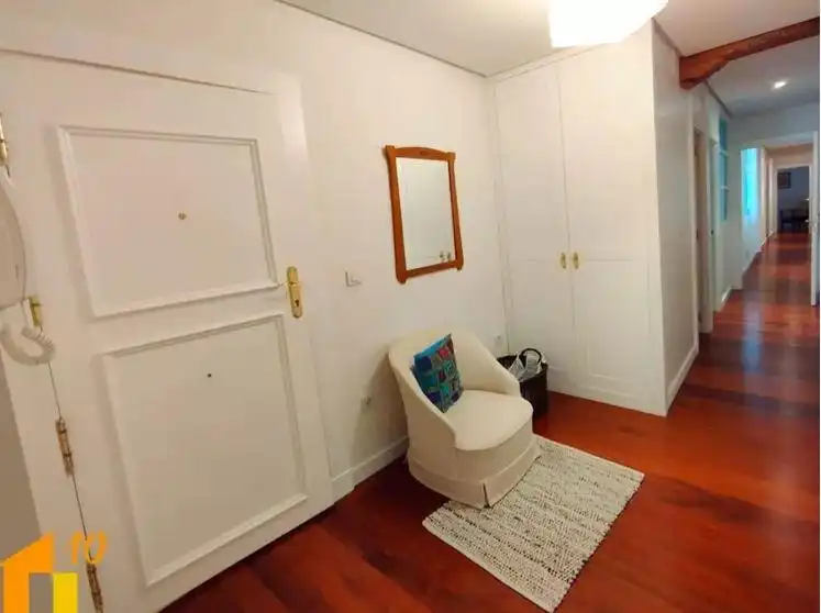 Piso en venta en Burgos con Calefacción