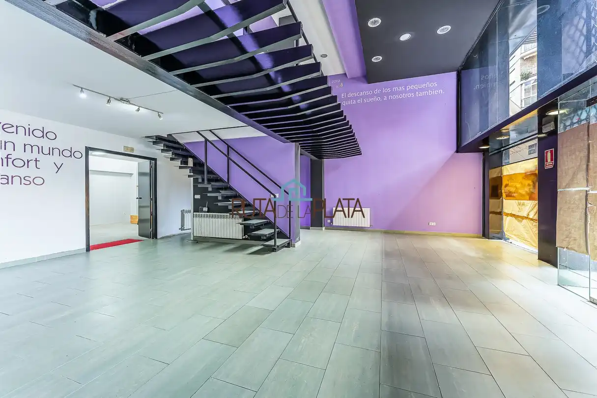Local en venta en Zamora Capital  con Aire acondicionado, Calefacción y Internet