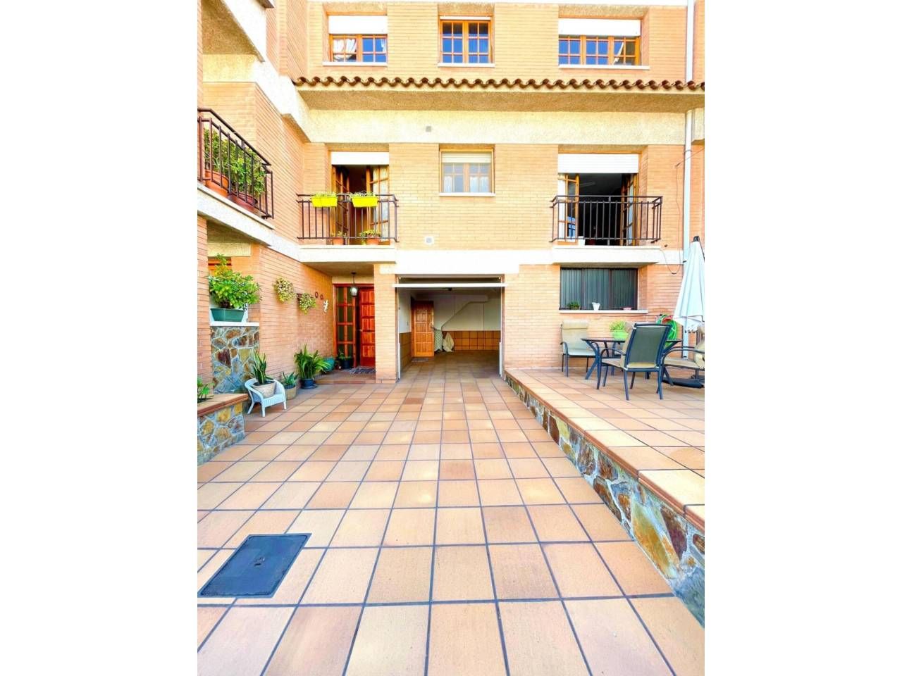 Terrace of House or chalet for sale in Cerdanyola del Vallès  with Heating, Private garden and Terrace