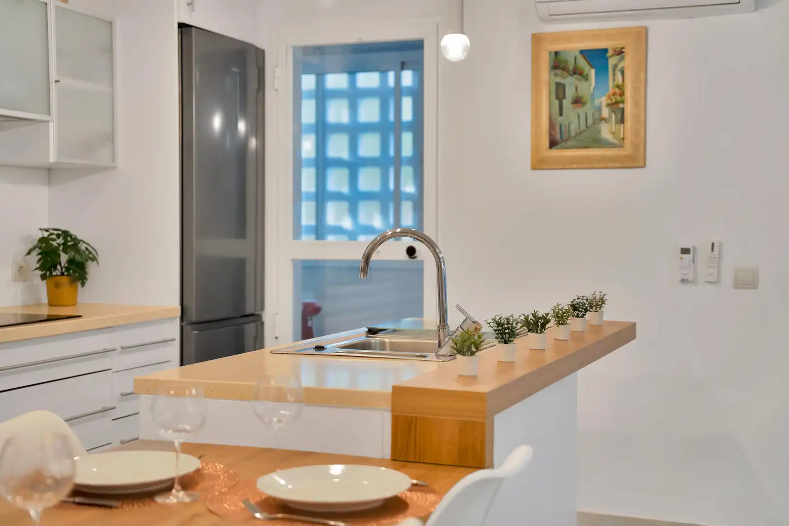 Cocina de Apartamento en venta en Marbella con Aire acondicionado, Calefacción y Jardín privado
