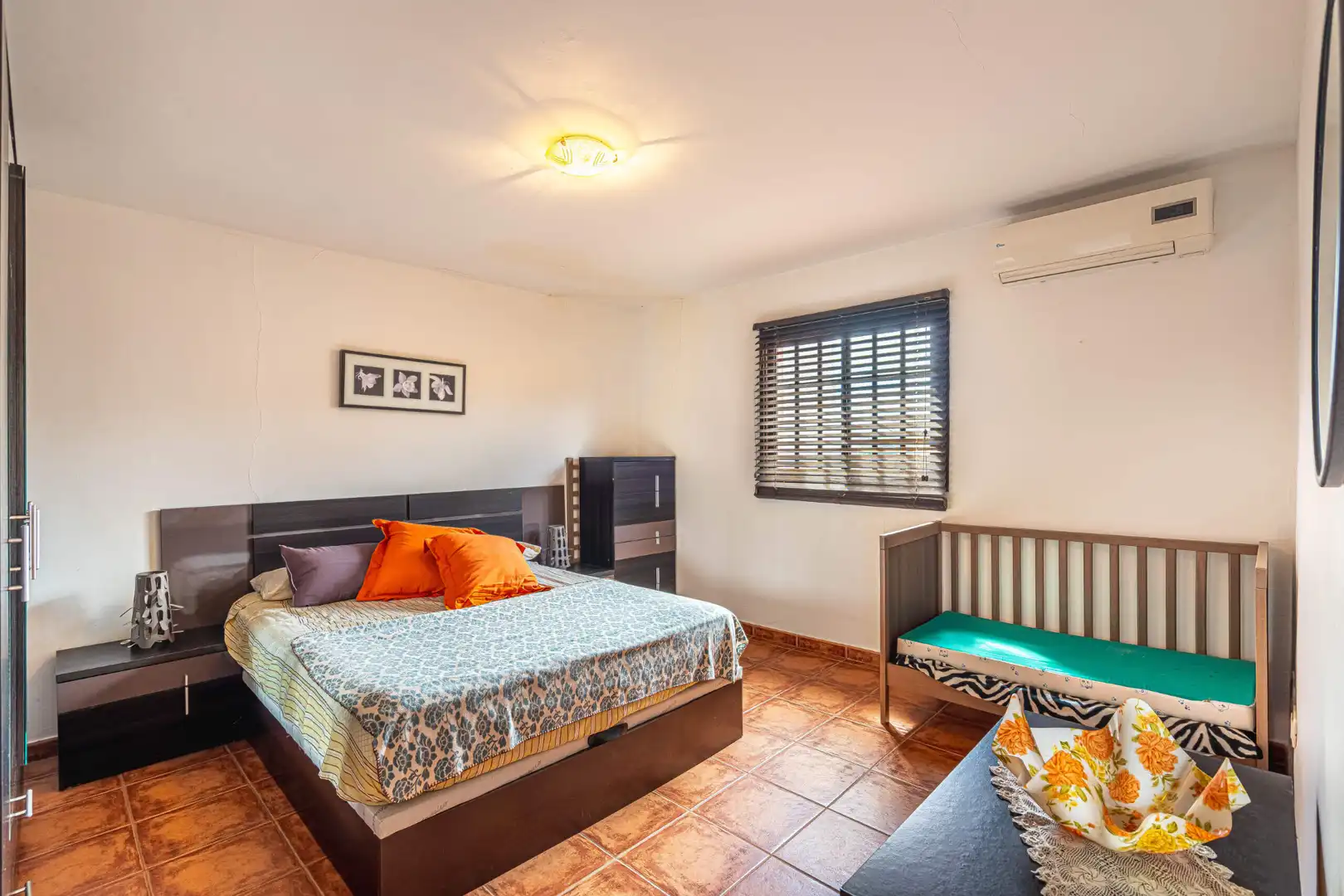 Habitación de Casa adosada en venta en San Cristóbal de la Laguna con Jardín privado, Terraza y Trastero