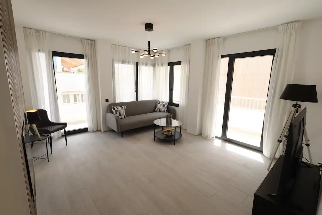 Sala de estar de Apartamento en venta en Torrevieja con Aire acondicionado, Calefacción y Terraza