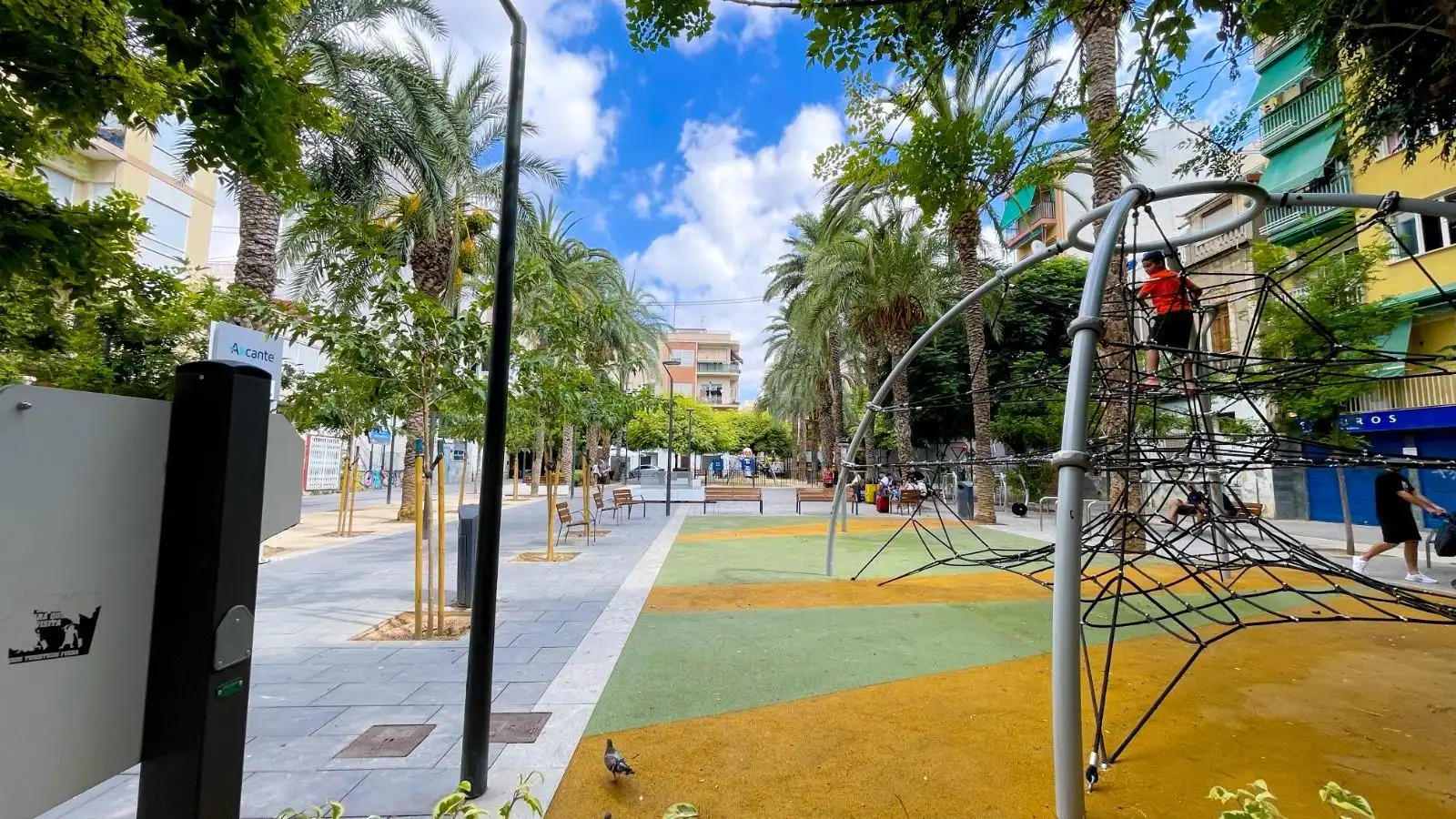 Vista exterior de Apartament de lloguer en Alicante / Alacant amb Aire condicionat, Calefacció i Moblat