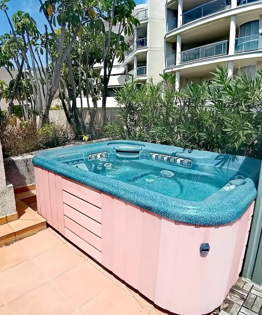 Piscina de Ático en venta en Altea con Aire acondicionado, Calefacción y Jardín privado