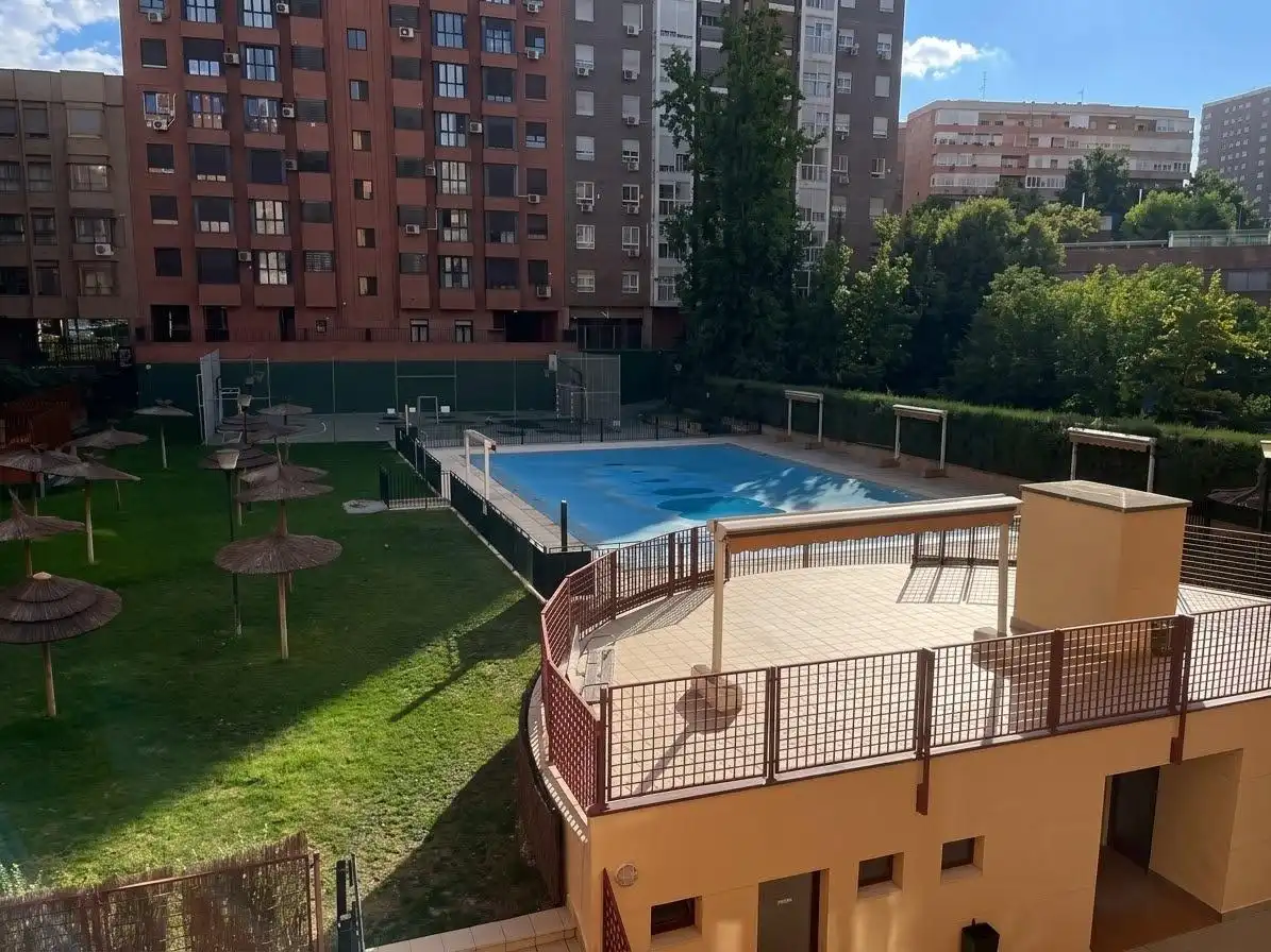 Wohnung mit Pool zum Verkauf in Ciudad Lineal, imagen 9