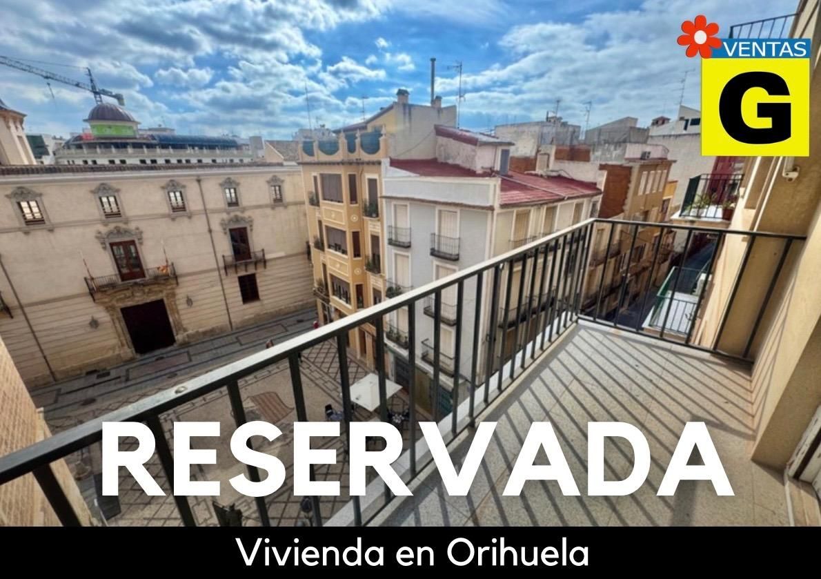 Vista exterior de Pis en venda en Orihuela amb Balcó