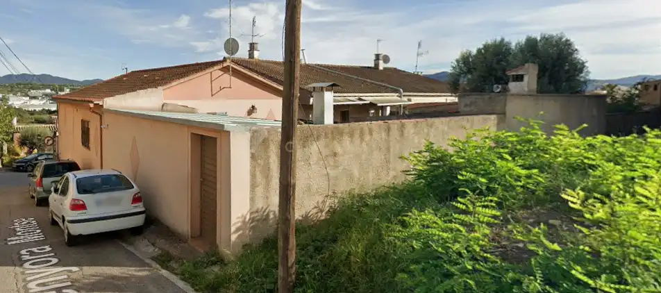 Vista exterior de Casa o chalet en venta en Parets del Vallès con Jardín privado, Trastero y Piscina