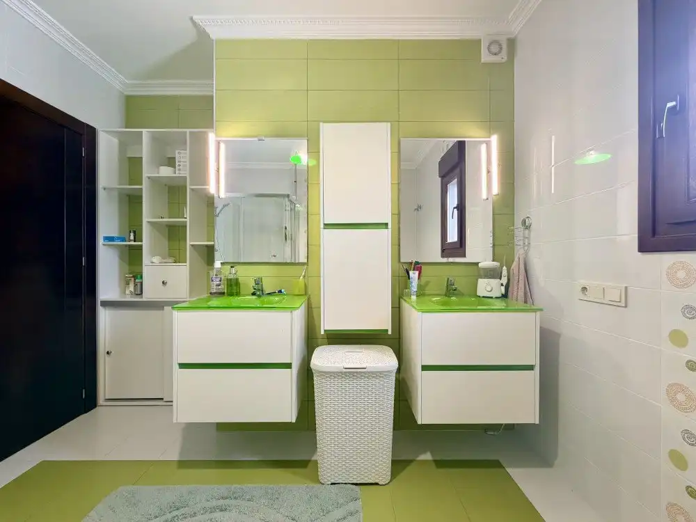 Bathroom of Houses for sale in Orihuela Costa