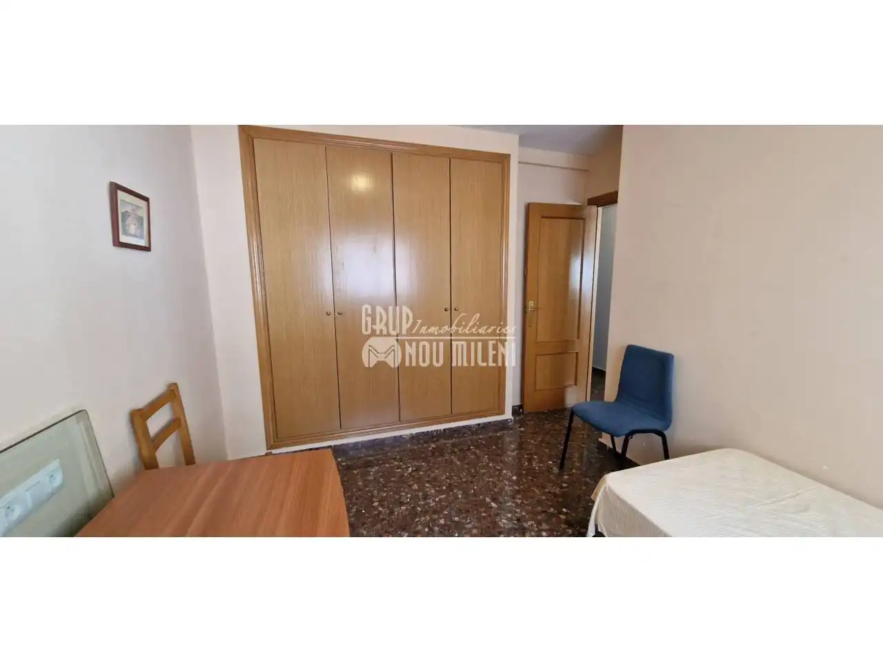Habitación de Piso en venta en Burjassot con Amueblado y Balcón