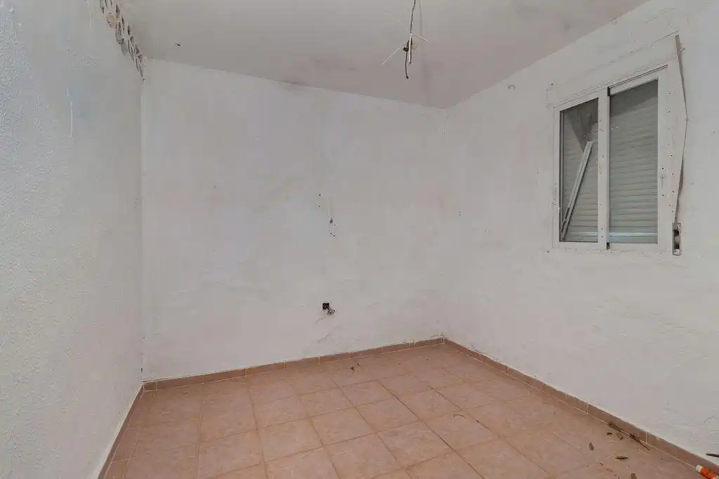 Habitación de Casa adosada en venta en Córdoba con Jardín privado