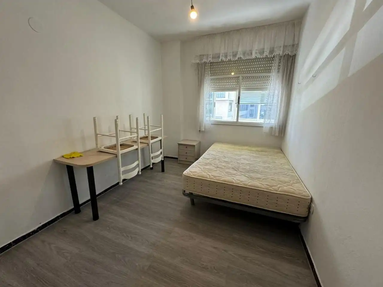 Schlafzimmer von Wohnung zur Miete in Ourense Capital  mit Heizung, Terrasse und Möbliert