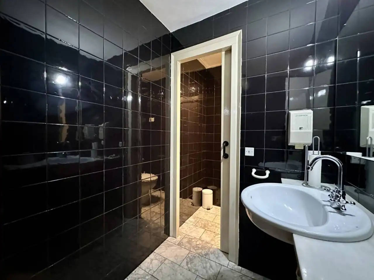 Badezimmer von Geschaftsraum zur Miete in Sant Sadurní d'Anoia