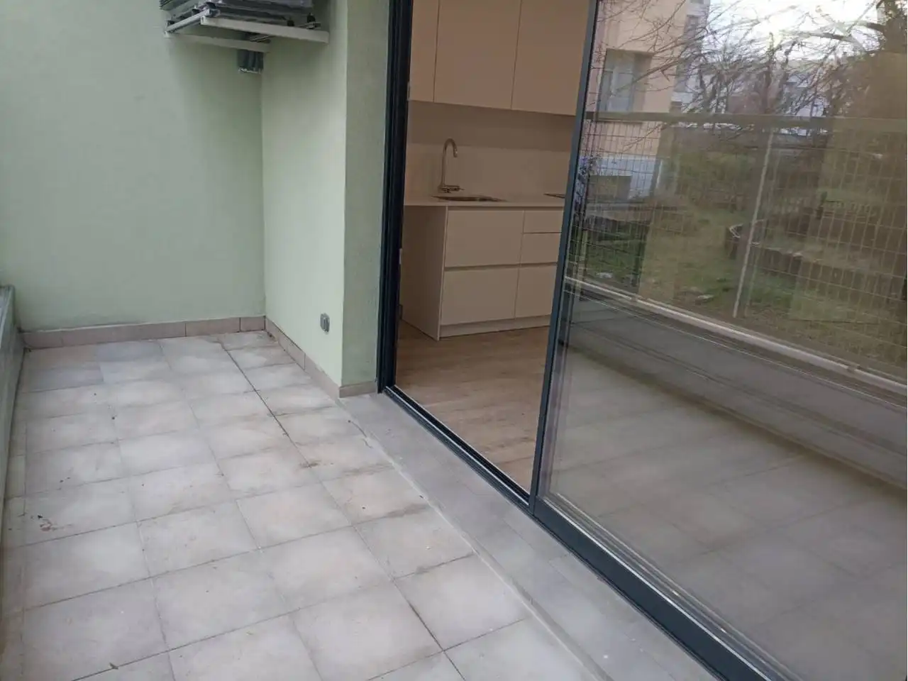 Terrassa de Casa adosada en venda en Olot amb Aire condicionat, Calefacció i Jardí privat