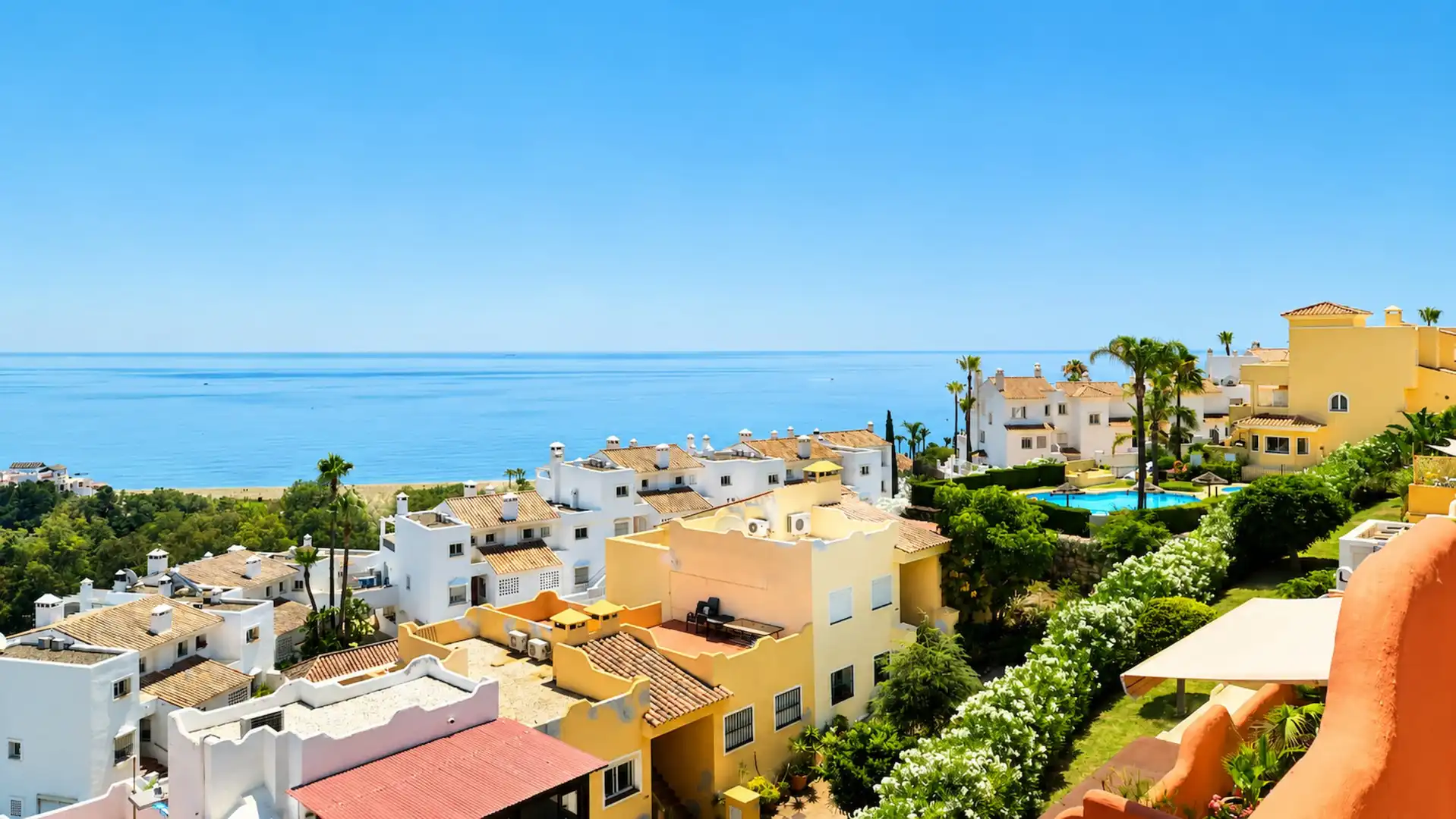 Vista exterior de Ático en venta en Casares con Aire acondicionado, Terraza y Piscina