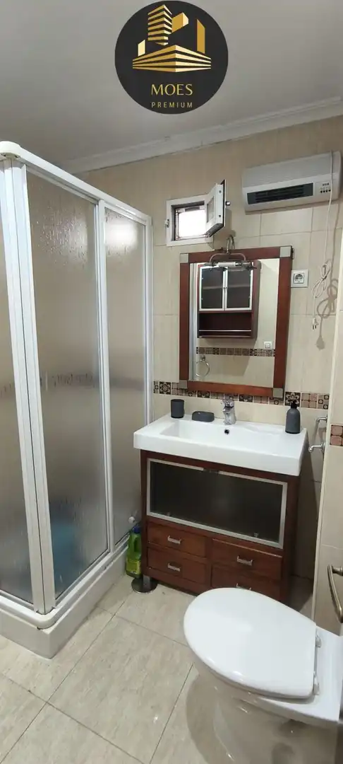 Bathroom of Flat for rent in Linares  with Air Conditioner, Heating and Balcony