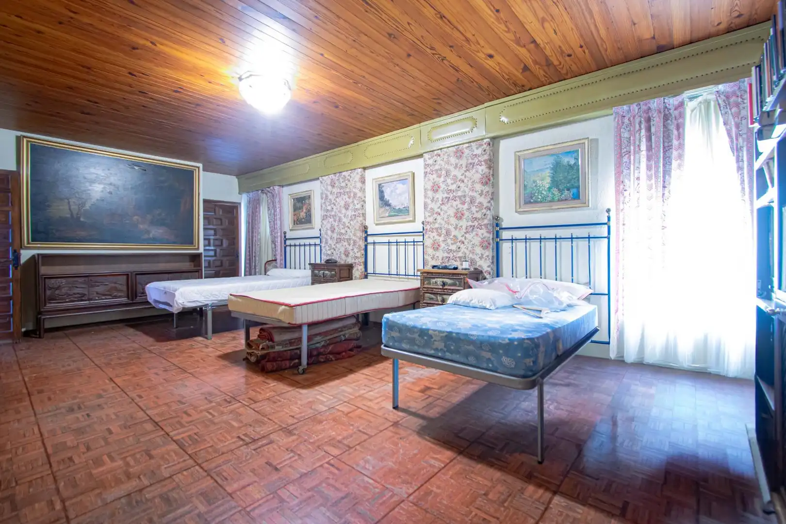 Schlafzimmer von Dachboden zum Verkauf in Sevilla mit Terrasse