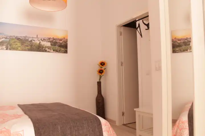 Habitación de Piso de alquiler en Málaga con Aire acondicionado y Amueblado