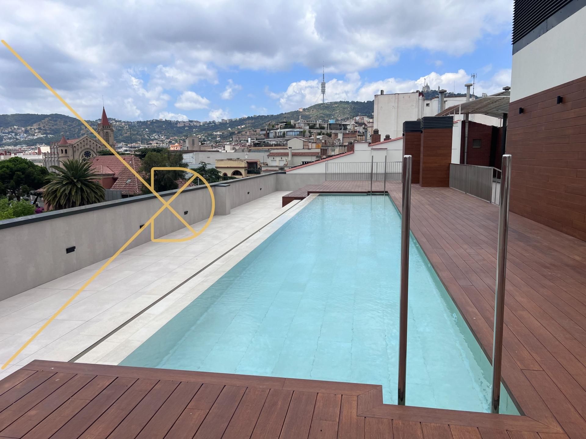 Swimming pool of Flat to rent in  Barcelona Capital  with Air Conditioner, Heating and Terrace