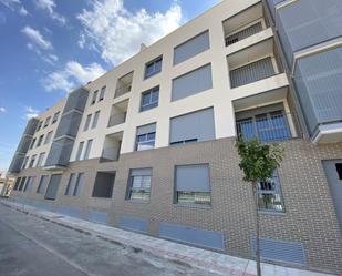 Vista exterior de Pis de lloguer en Alovera amb Piscina comunitària