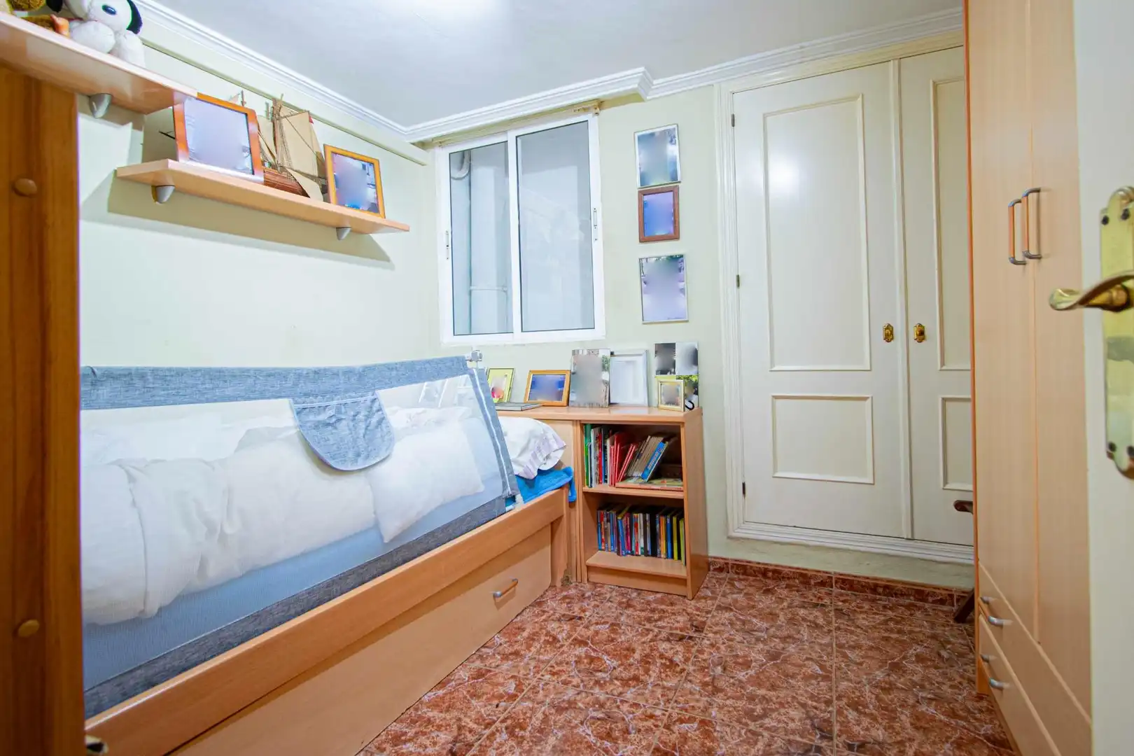 Bedroom of Buildings for sale in Sevilla