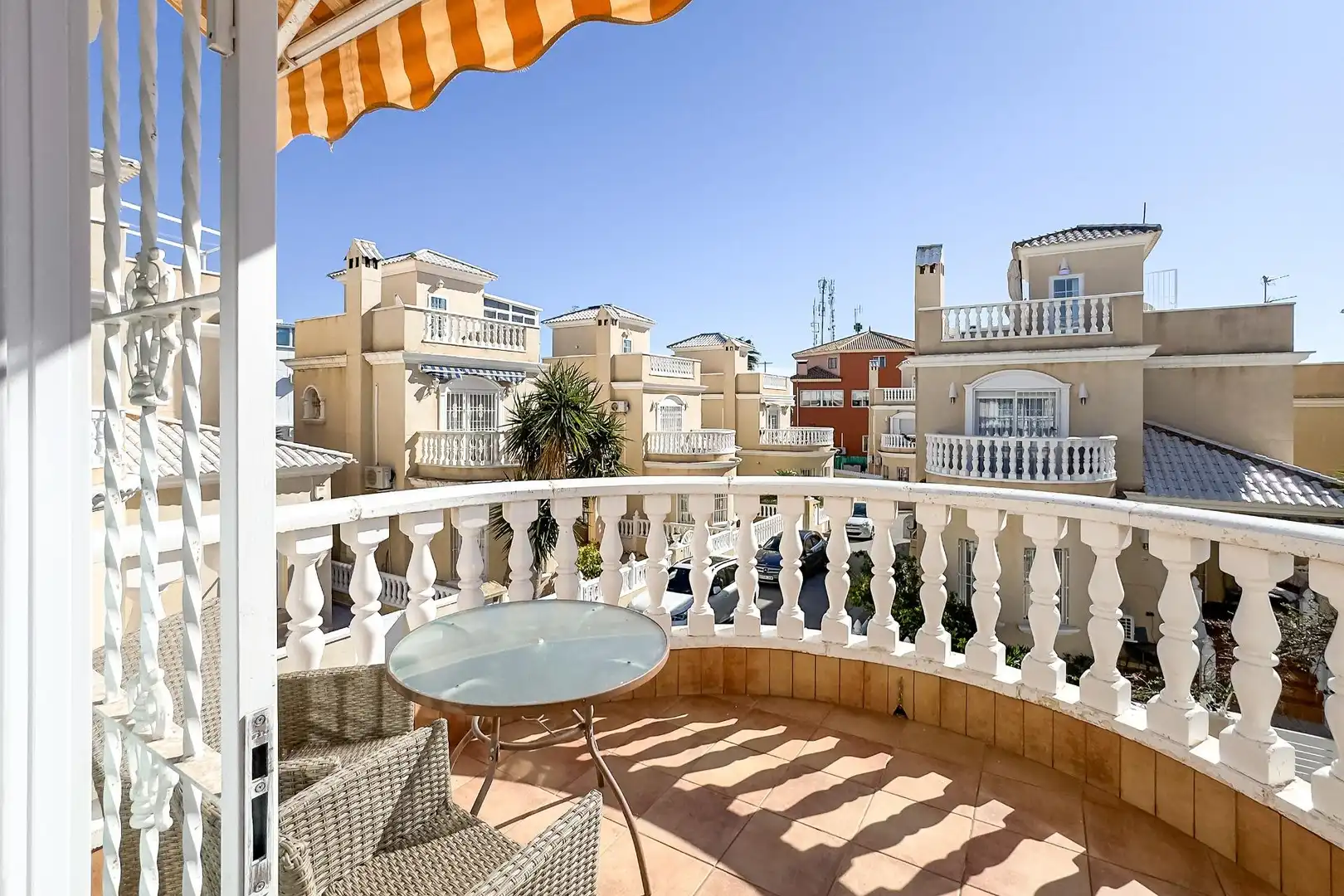 Terrassa de Casa o xalet en venda en Orihuela amb Aire condicionat, Calefacció i Jardí privat