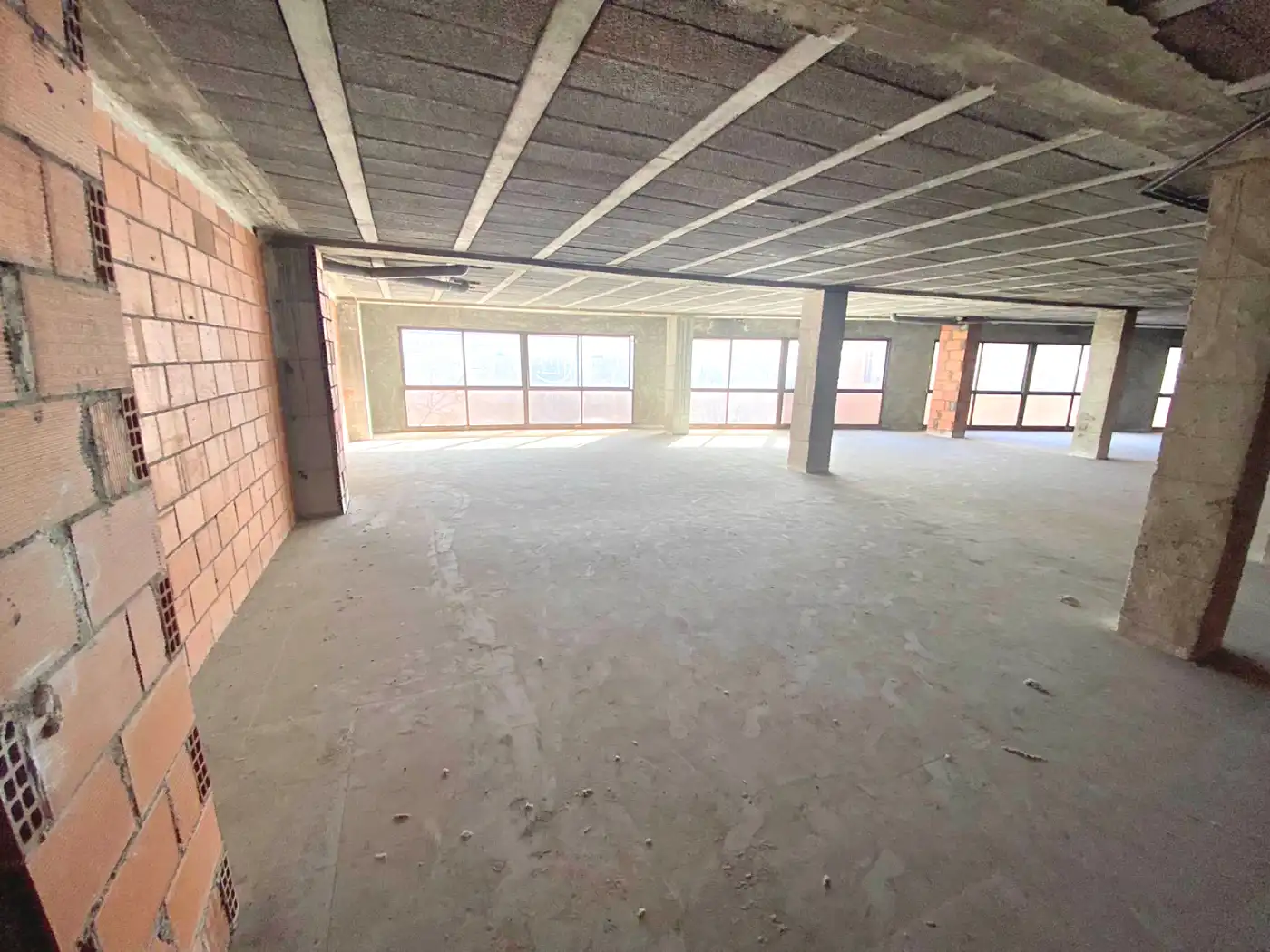 Local comercial en venta en Zona Pueblo, imagen 2