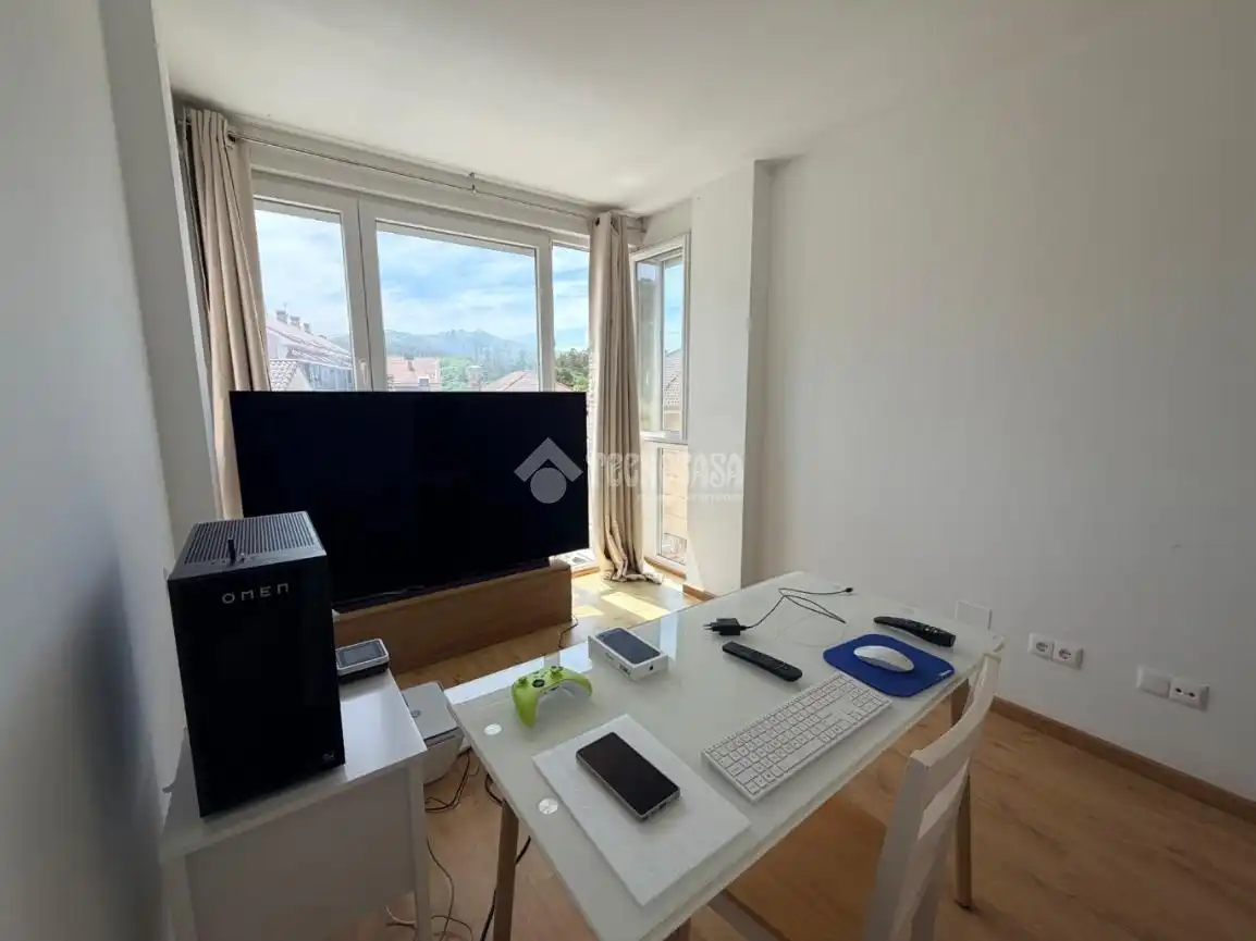 Sala de estar de Piso en venta en Arredondo con Calefacción y Piscina comunitaria
