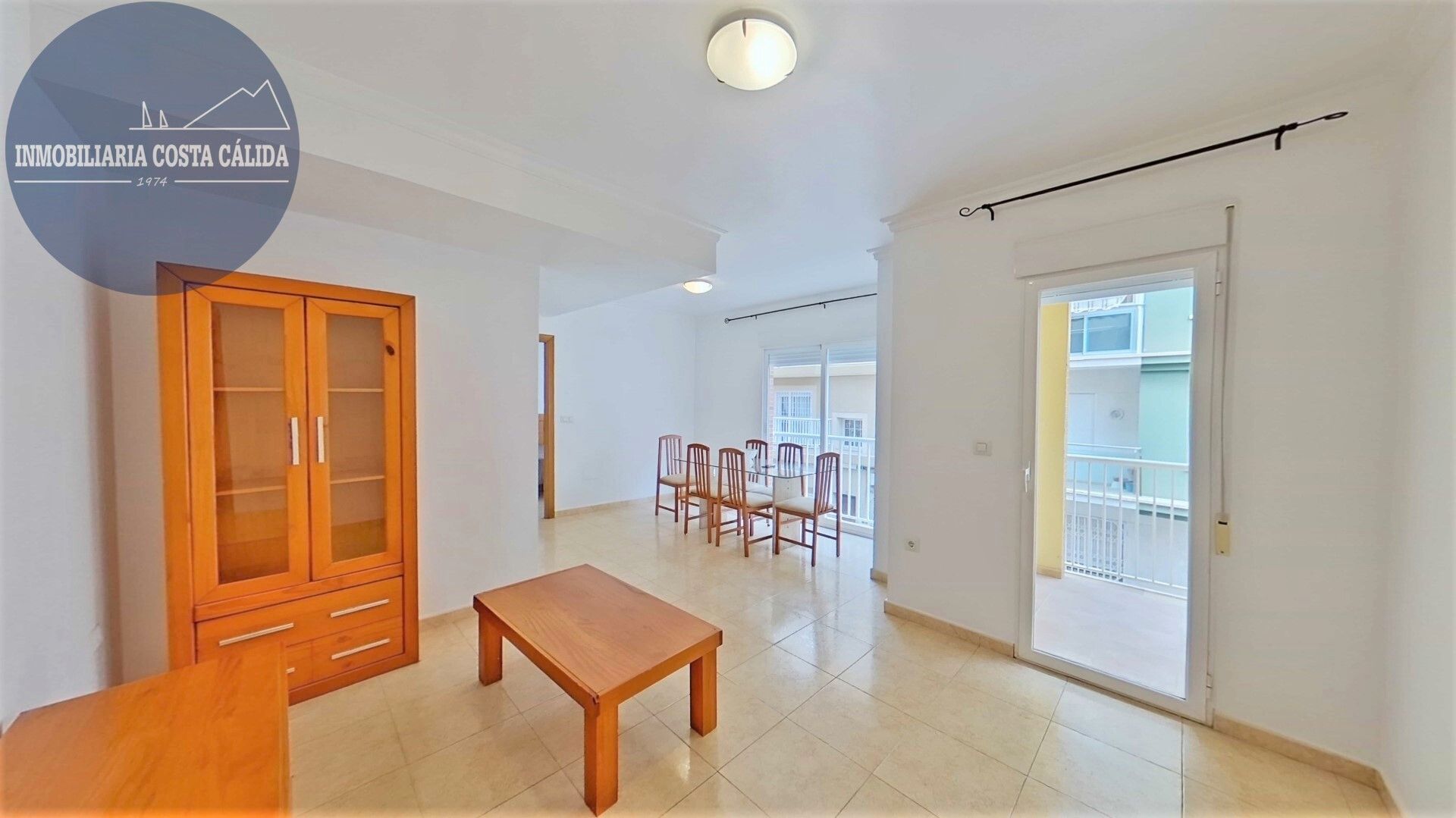 Vista exterior de Pis en venda en Águilas amb Moblat, Forn i Rentadora