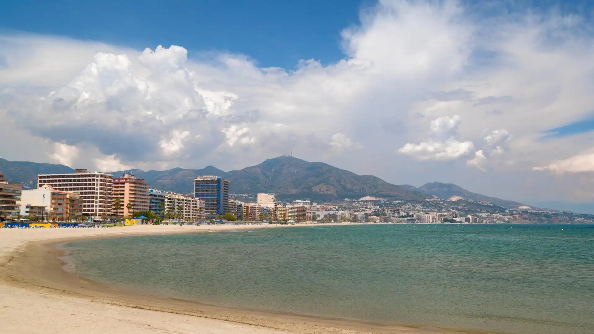 Vista exterior de Casa o chalet en venta en Fuengirola