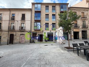 Local comercial en venta en Plaza Peso