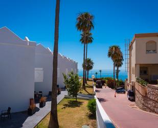 Exterior view of Flat for sale in Mijas  with Air Conditioner, Terrace and Washing machine