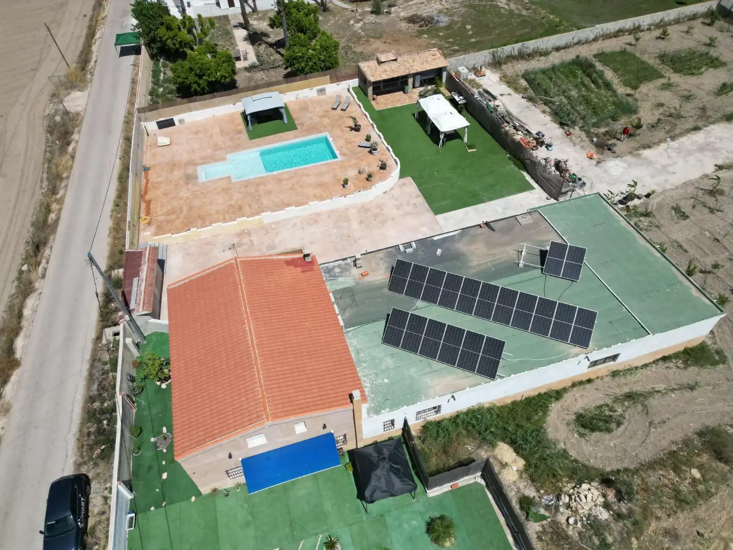 Garden of Houses for sale in Dolores  with Air Conditioner, Heating and Swimming Pool