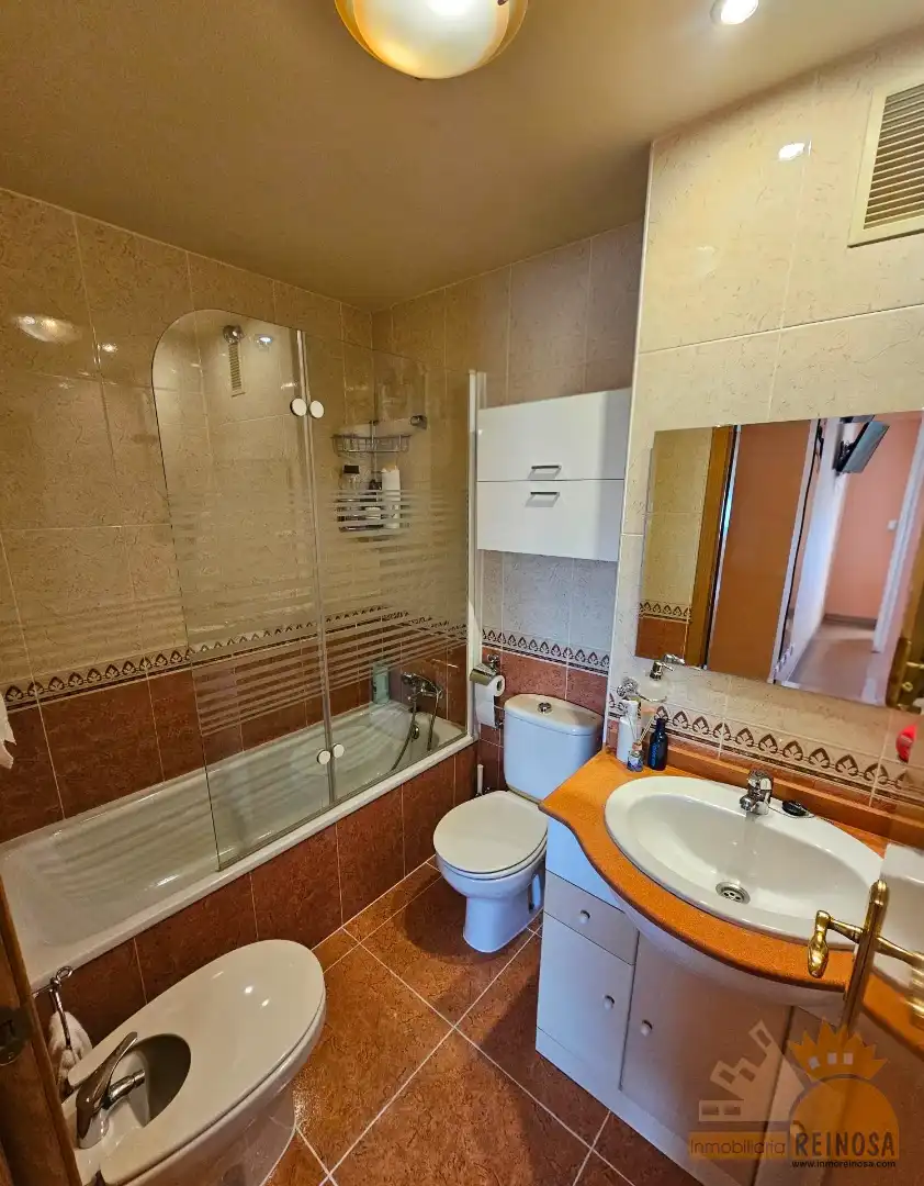 Baño de Piso en venta en Molina de Segura con Aire acondicionado, Calefacción y Jardín privado
