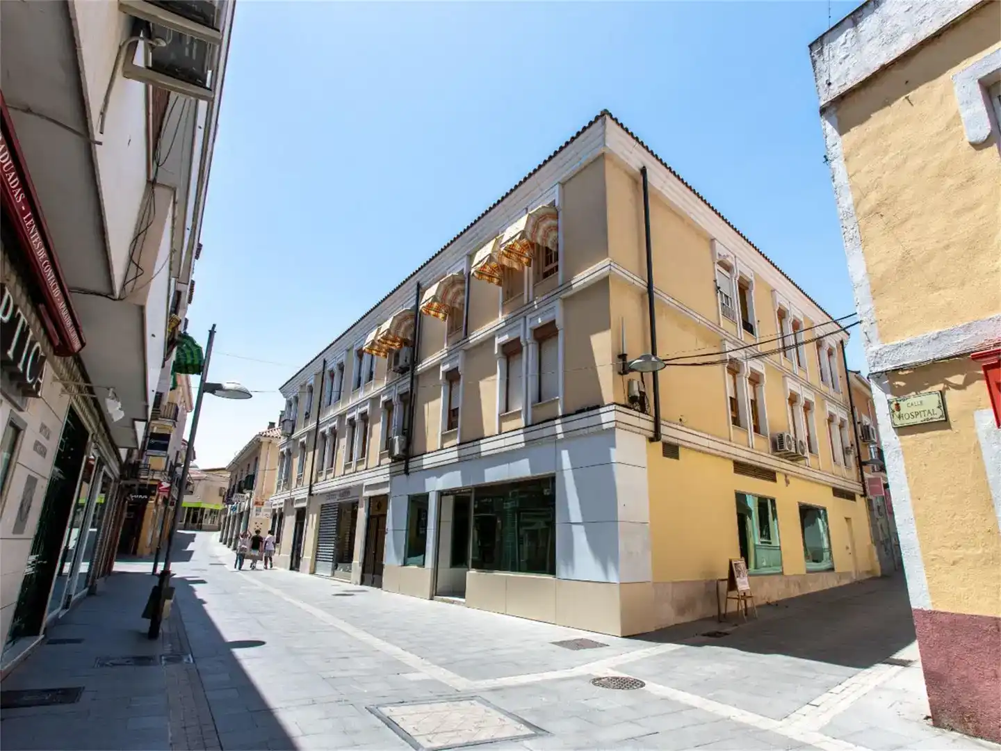 Vista exterior de Local de alquiler en Pinto