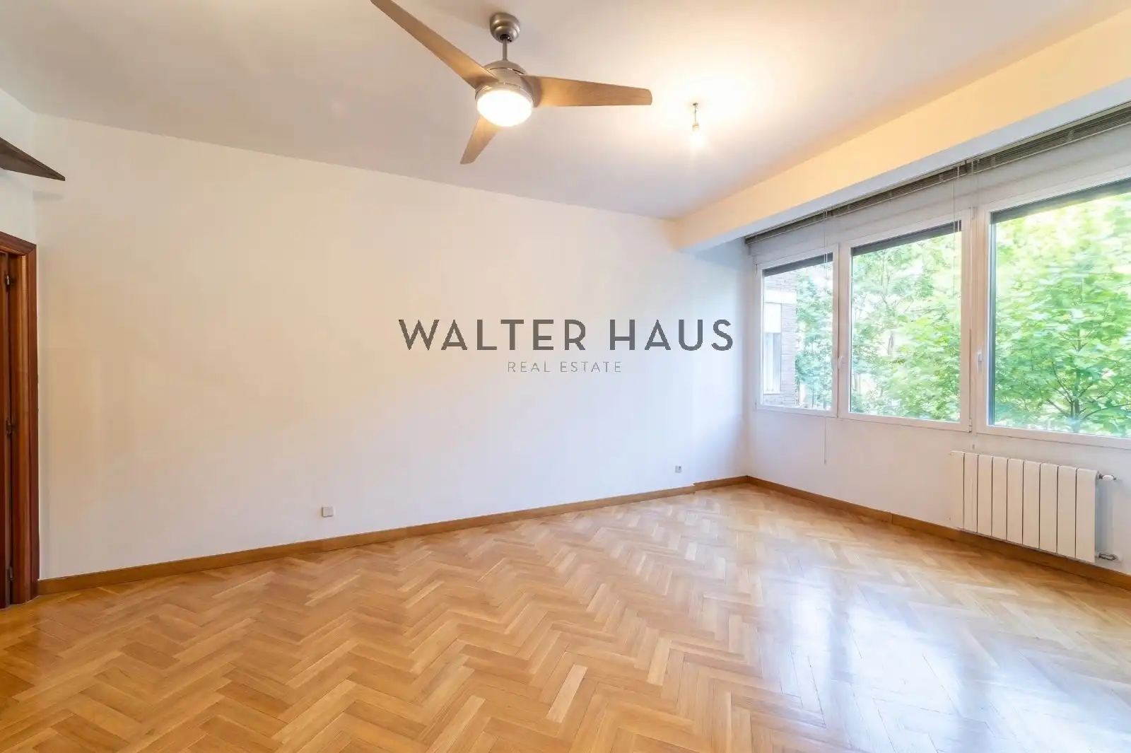 Wohnung mit Aufzug zum Verkauf in Calle de Santa Engracia