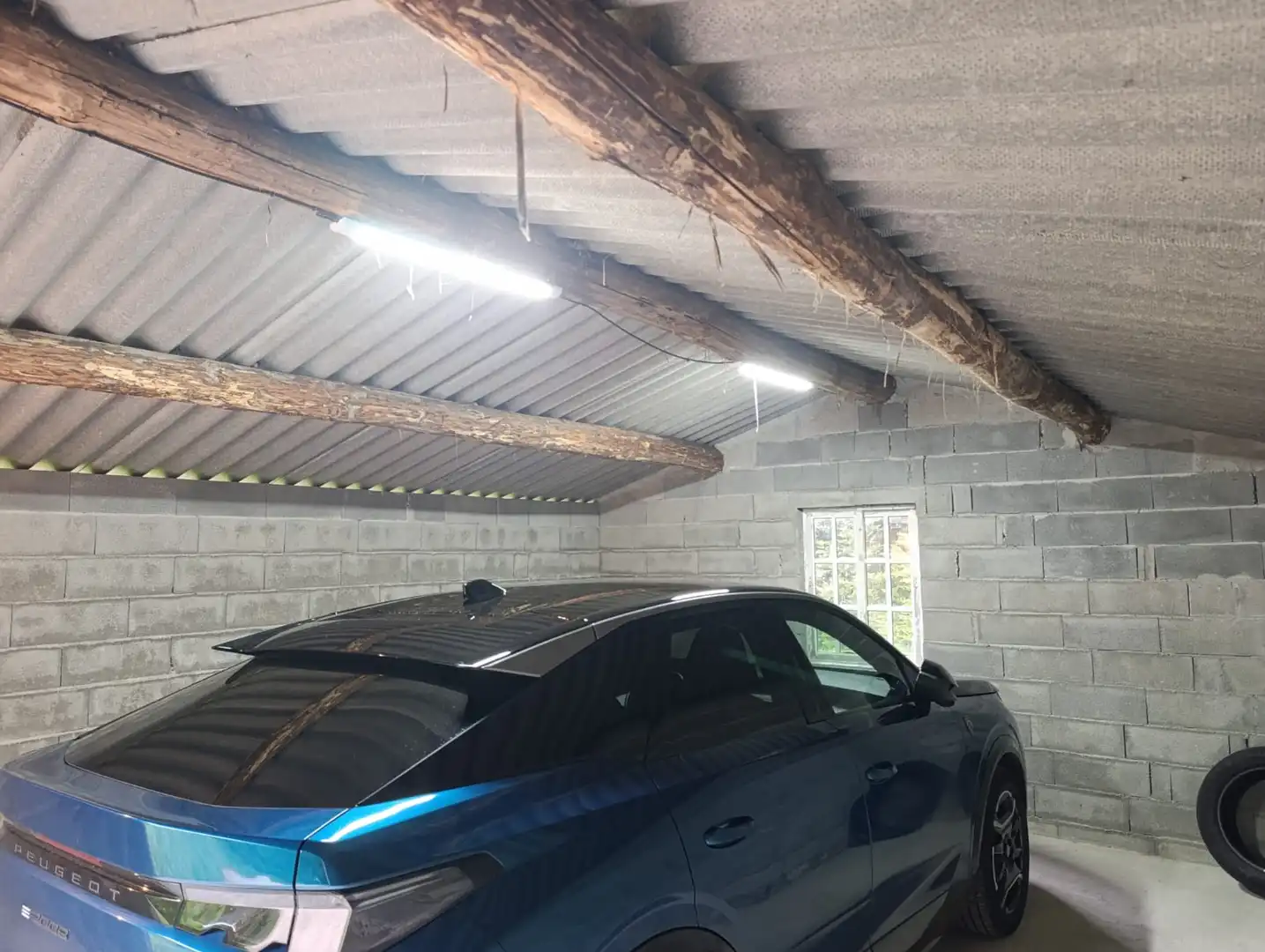 Aparcament de Finca rústica en venda en Carballedo amb Calefacció, Jardí privat i Terrassa