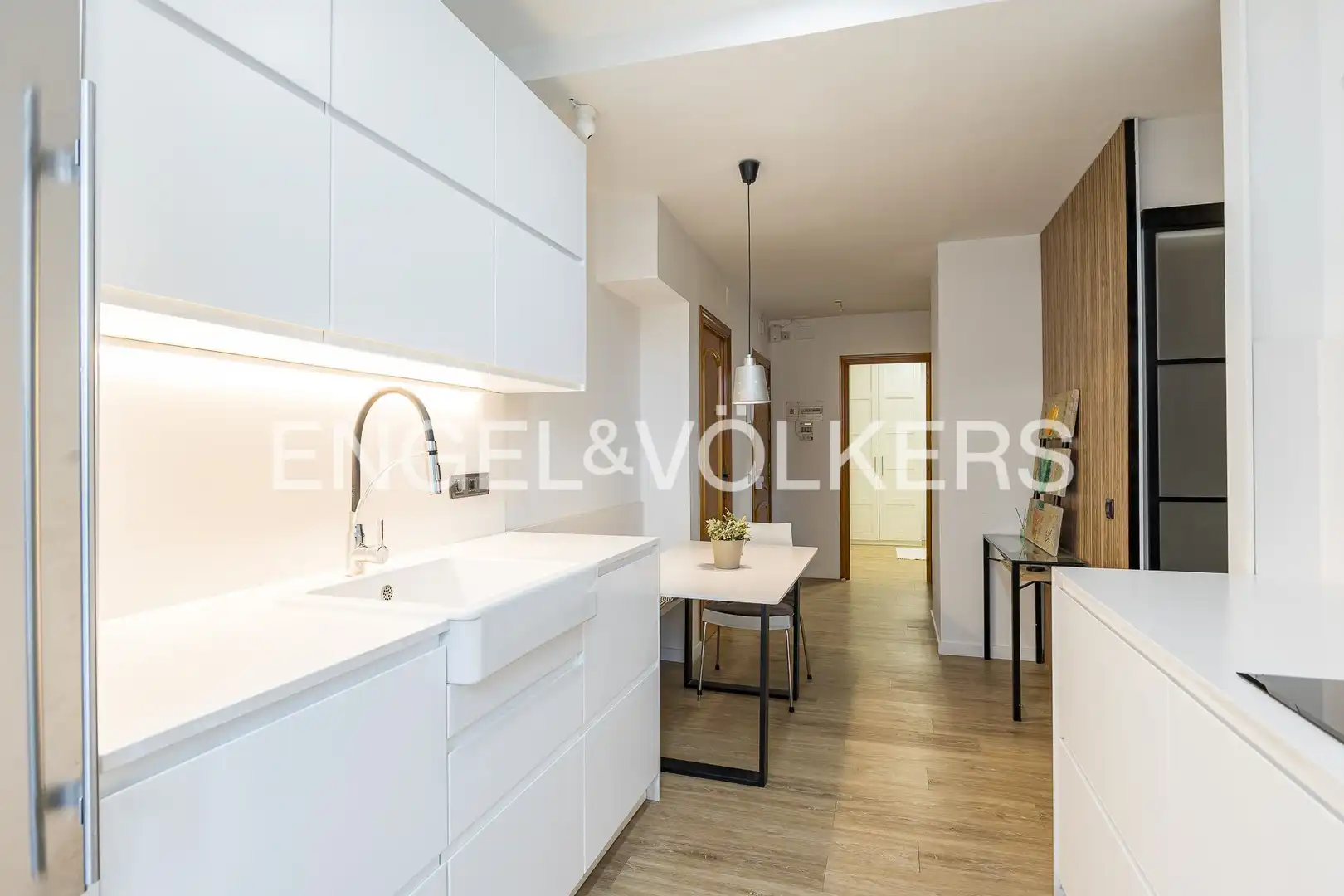 Kitchen of Flat for sale in Sant Feliu de Llobregat  with Heating, Terrace and Storage room