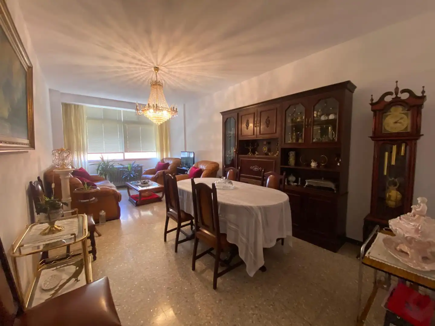 Comedor de Piso en venta en O Carballiño   con Calefacción, Terraza y Amueblado