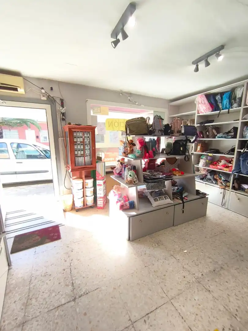 Local comercial en venda a La Banda - Campo de Fútbol