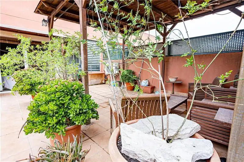 Terrasse von Erdgeschoss zum Verkauf in Campos mit Klimaanlage, Terrasse und Abstellraum