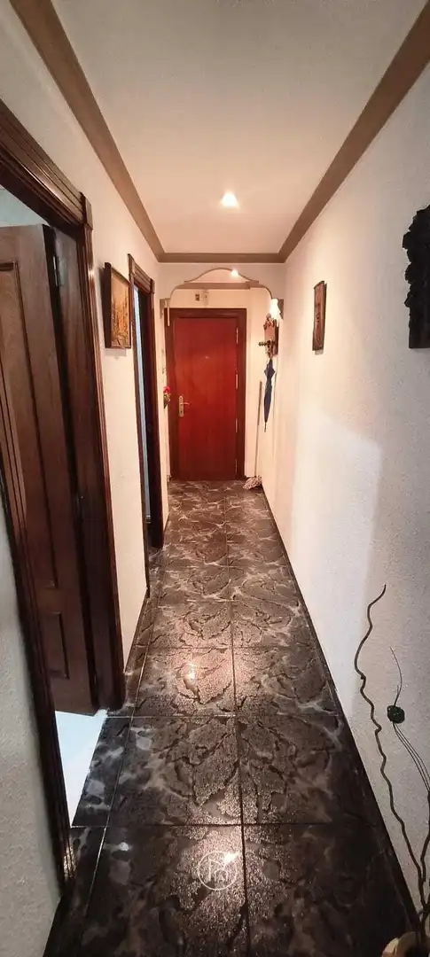Flat for sale in Valencia  with Air Conditioner, Heating and Balcony