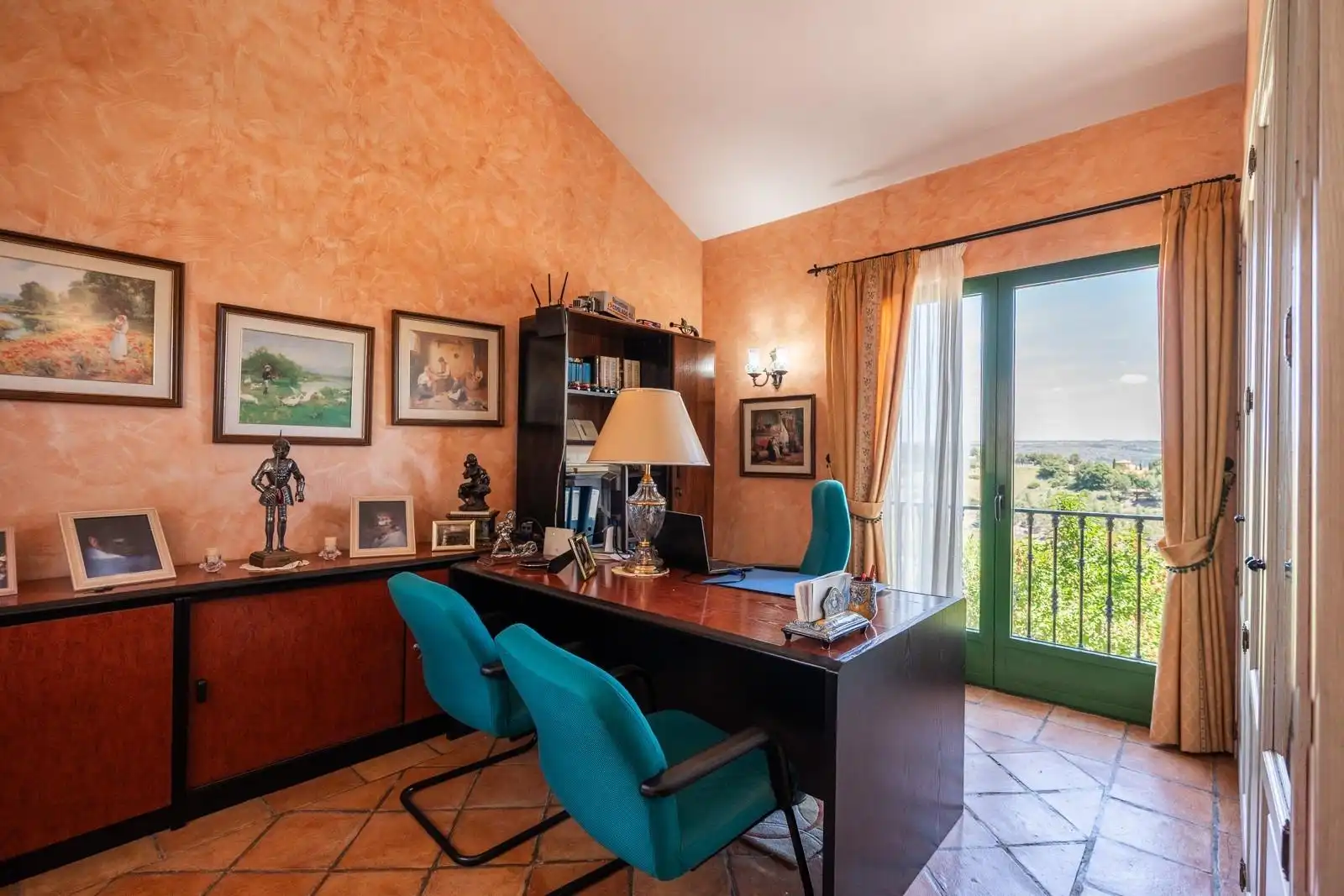 Country homes for sale in Chinchón  with Air Conditioner, Heating and Private garden